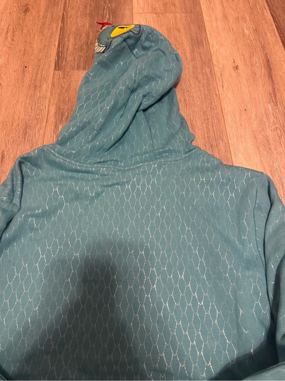 Disney Parks Blue Hoodie Zootopia Gary De’Snake Adult Large NWT - Picture 8 of 8